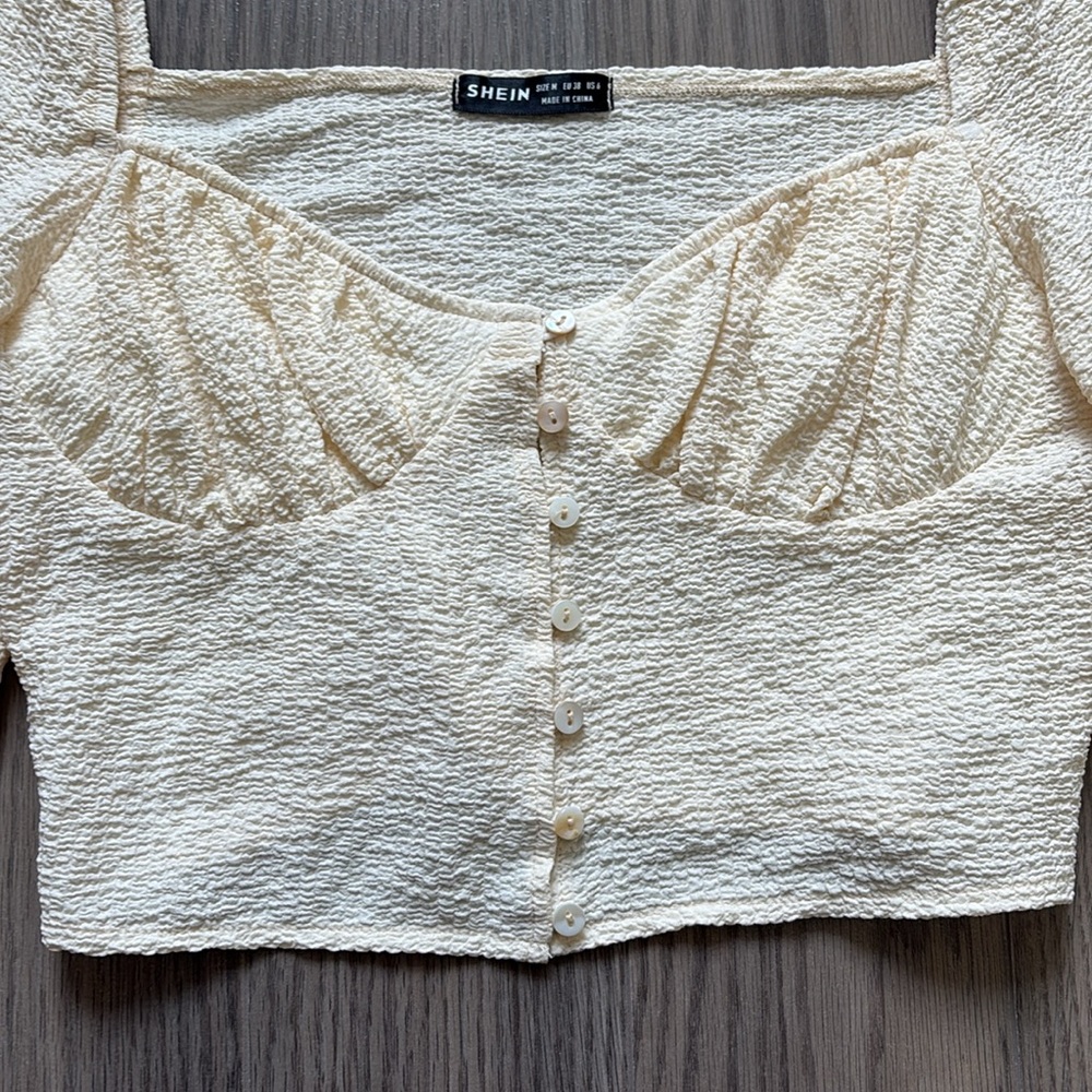 Cream Textured Puff Sleeve Cropped Blouse - Picture 3 of 5